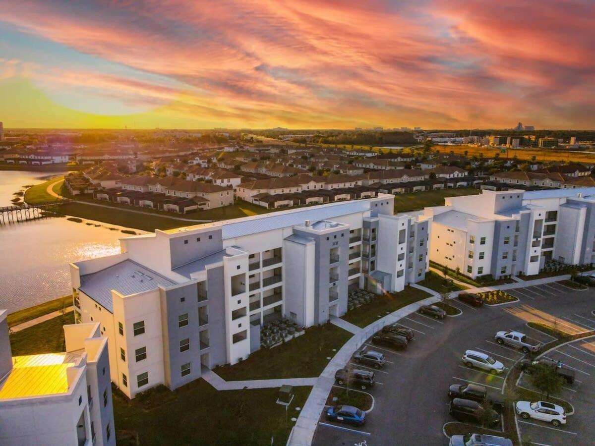Gorgeous 2Br Lakeview Condo With Waterpark Kissimmee Exterior photo