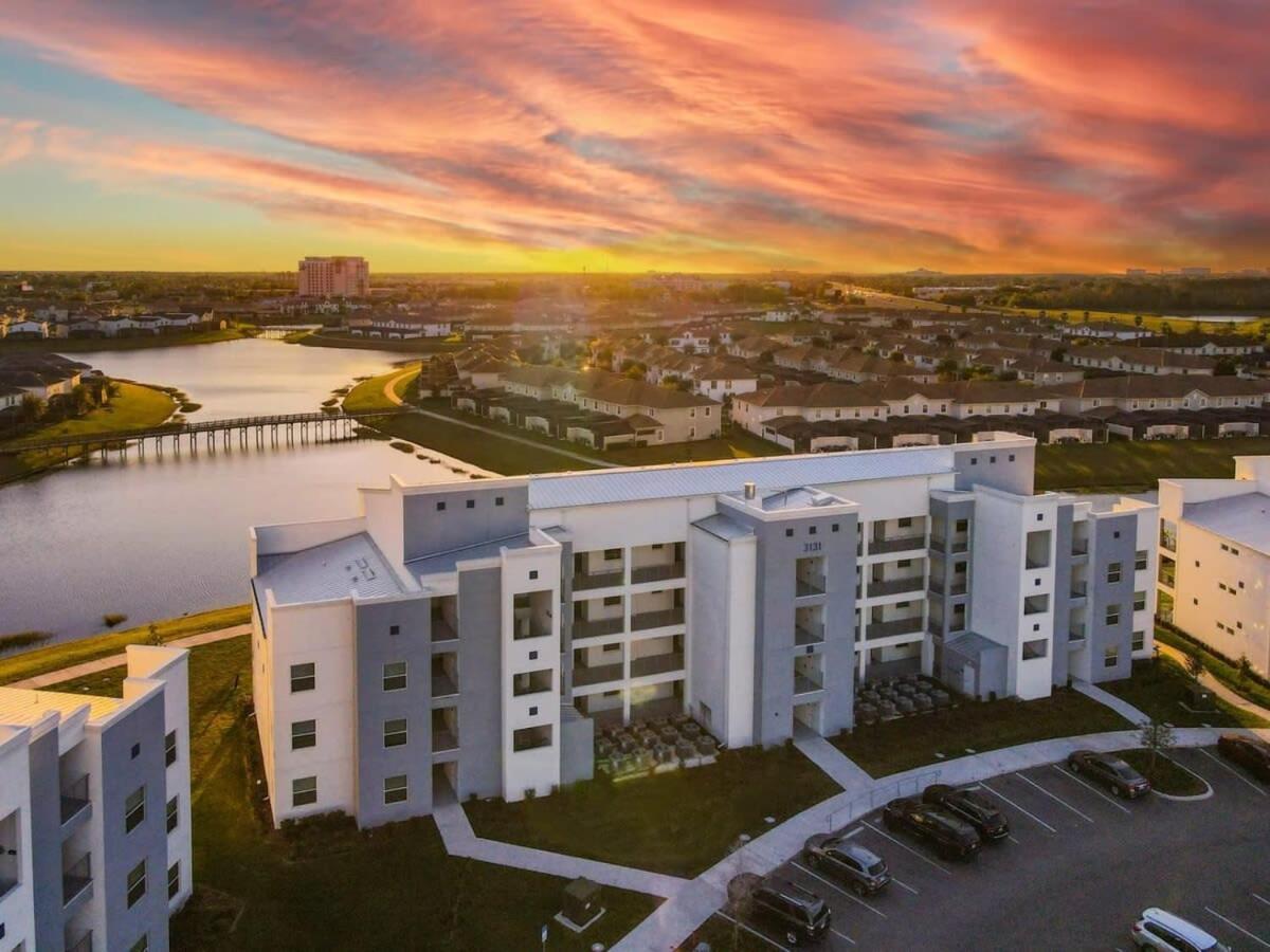 Gorgeous 2Br Lakeview Condo With Waterpark Kissimmee Exterior photo